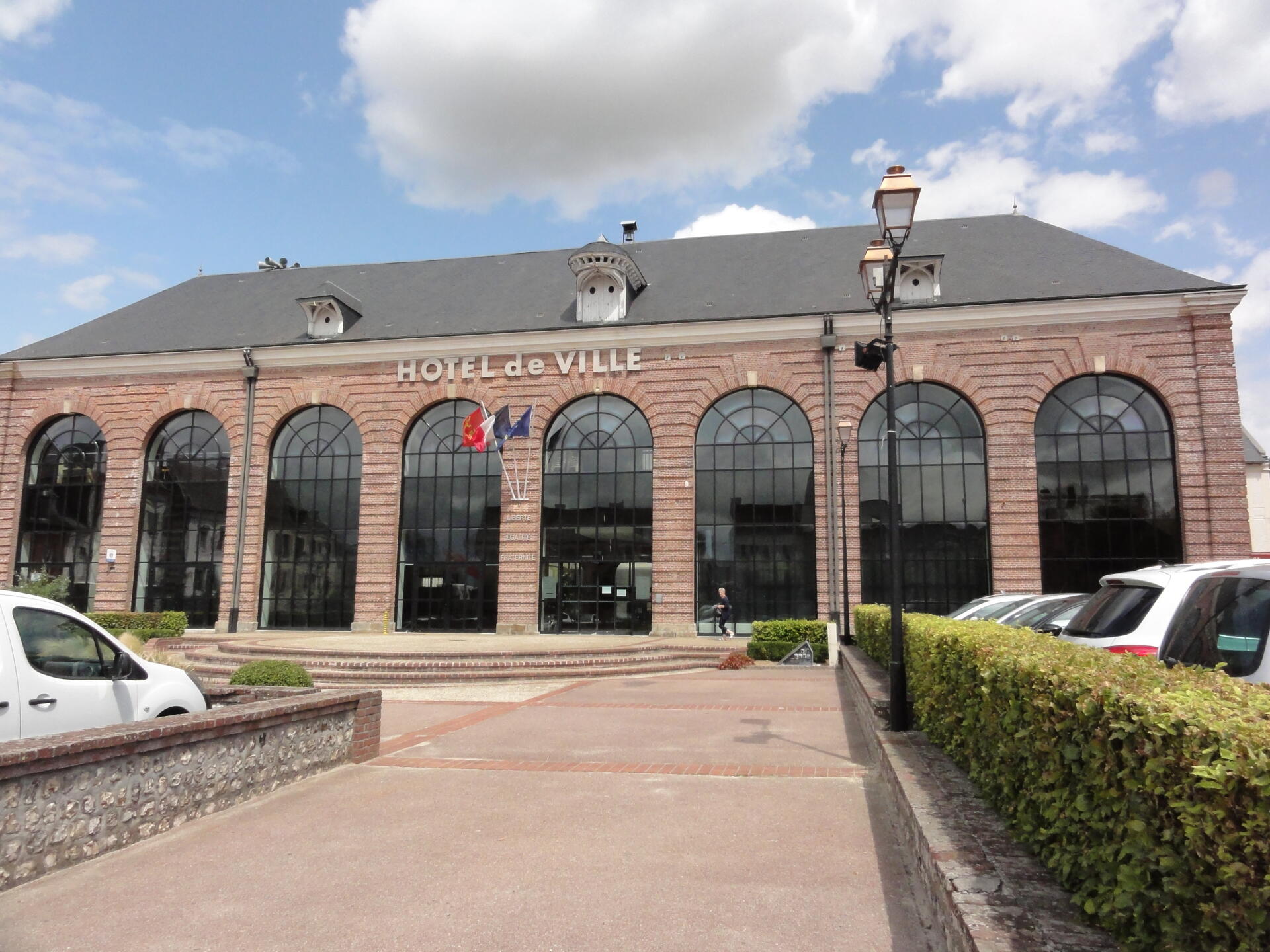 HOTEL DE VILLE DOUDEVILLE Salles de spectacles