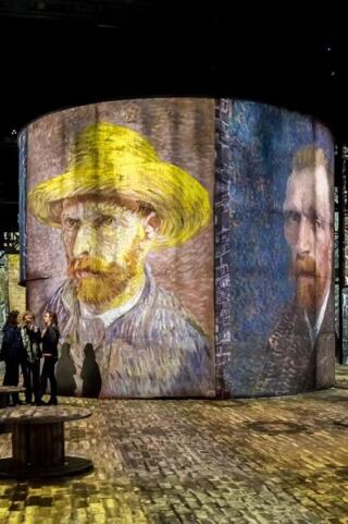 atelier_des_lumieres_paris_affiche