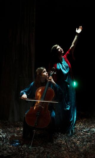 birds_on_a_wire_creation_2024_jeremiah_theatre_du_rond_point_1754573128