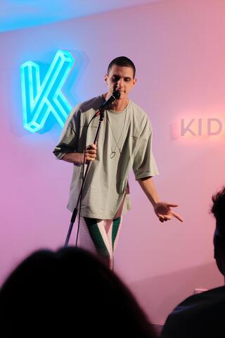 kidology_comedy_club_paris_affiche_1761906354