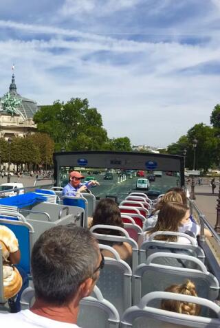 tootbus_paris_billet_pour_bus_touristique_ecologique_affiche_1768919018