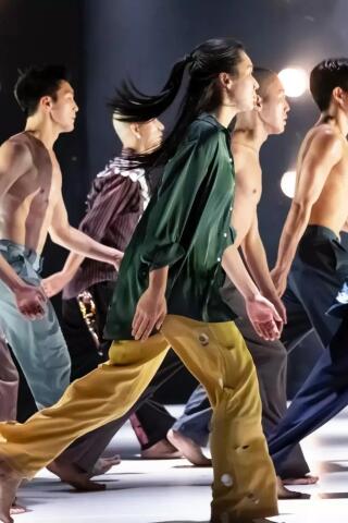 sung_i_am_here_danse_chaillot_affiche_1780413760_1780413769