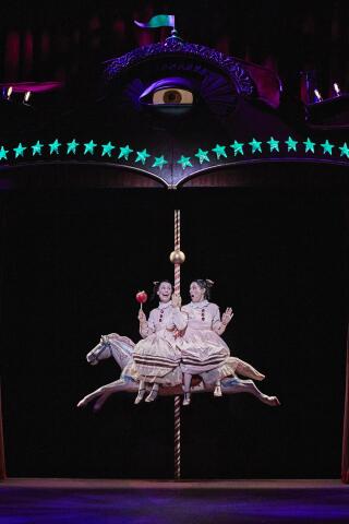 les_soeurs_hilton_theatre_bouffes_du_nord_affiche_1783512214_1783512230
